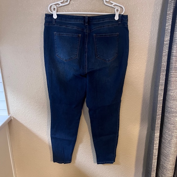 Women's 1822 Denim Roll Cuff Skinny Jeans / Size 20W - Picture 3 of 4